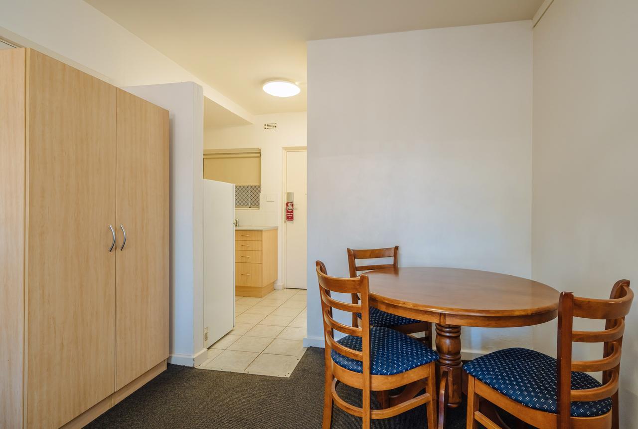 Canning Bridge Auto Lodge 珀斯 外观 照片